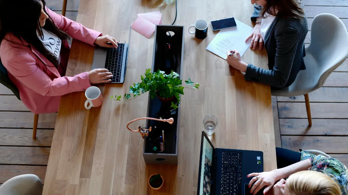 Quand le bureau devient un service : transformer le workplace en levier de performance avec l’IWMS